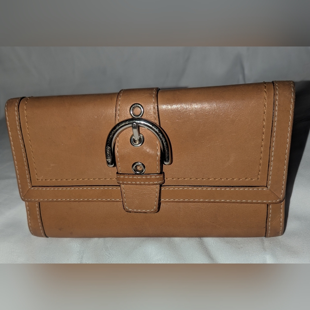 Coach Vintage Soho Tan Leather Wallet with Buckle.Y2K